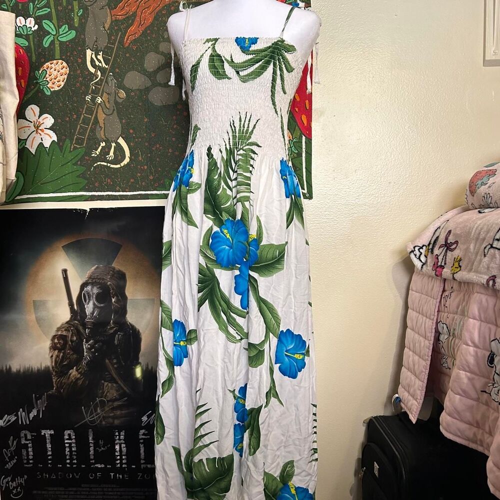 Women's White and Blue Dress
